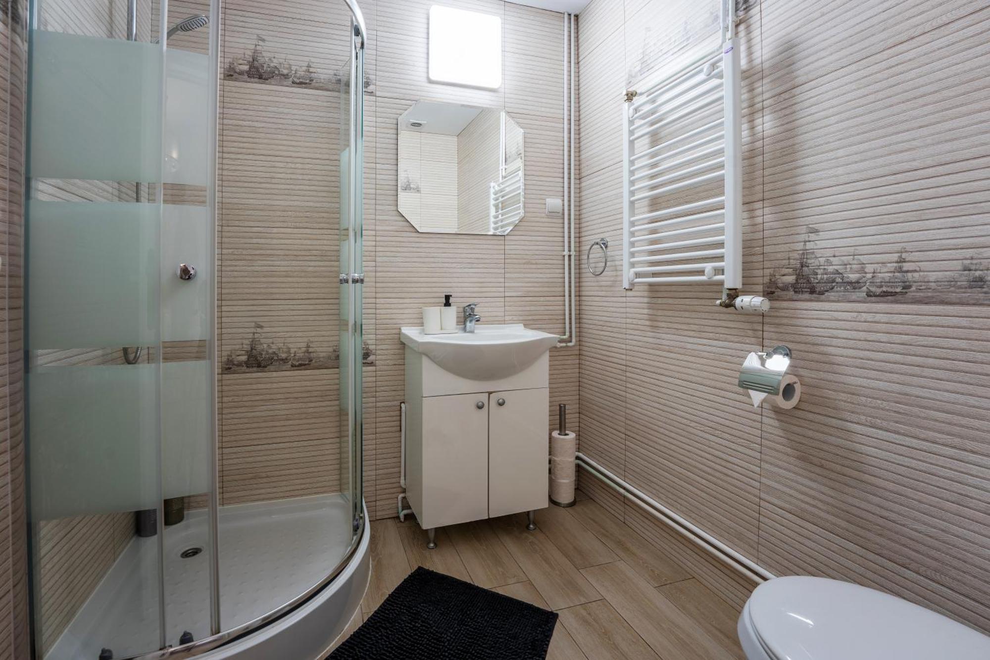 Central Amelie Accommodation Сігішоара Екстер'єр фото